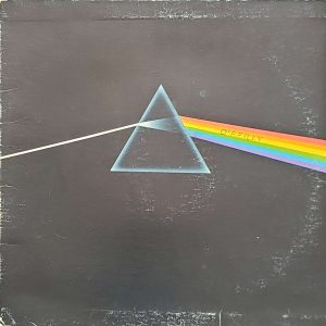 PINK FLOYD - DARK SIDE OF THE MOON (SMAS-11163)  RECORD (VG) SLEEVE (VG)